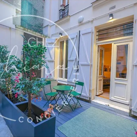 Apartment Elegant In Paris' Prestigious 6th District *