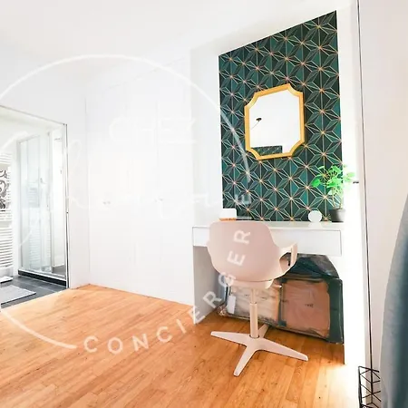 Elegant In Paris' Prestigious 6th District *