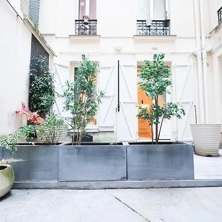Appartement Elegant In Paris' Prestigious 6th District *