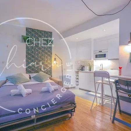 Elegant In Paris' Prestigious 6th District